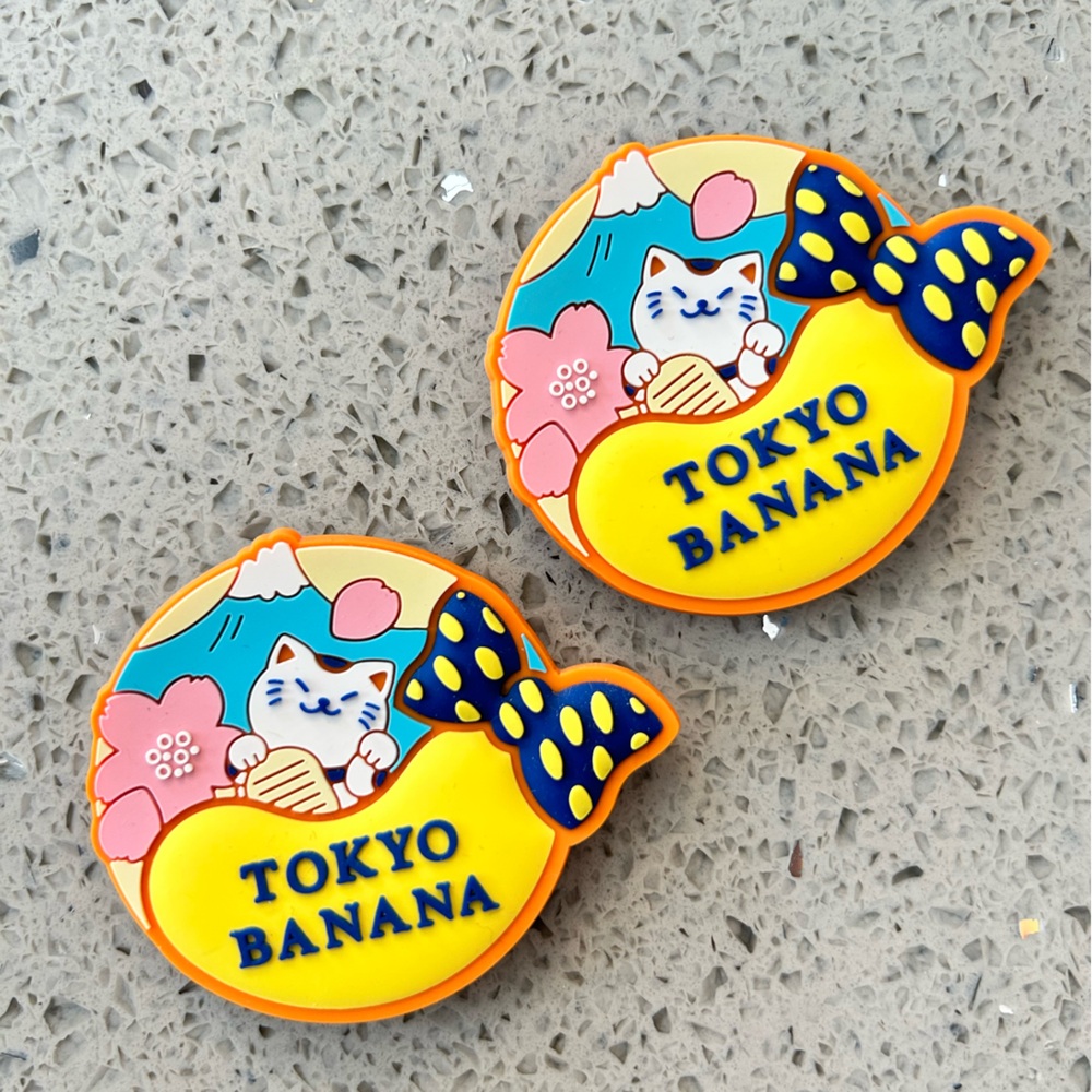 New Banana Tokyo Fuji Sakura Magnet x 2